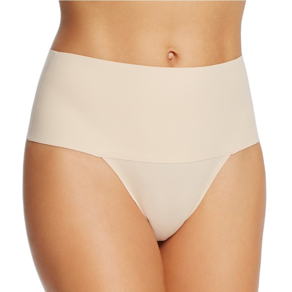 NWOT SPANXsupersmooth Undie-techtable Cream Lace Thong